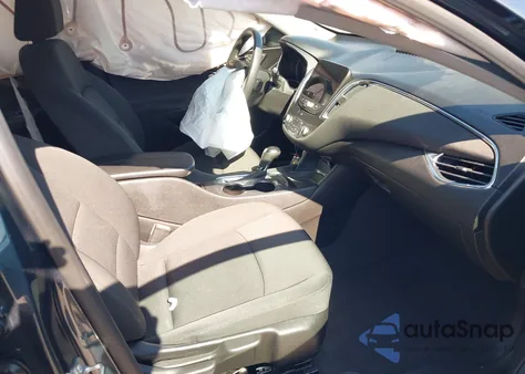 2019 Chevrolet Malibu Lt z USA, uszkodzony, nr VIN 1G1ZD5ST9KF137091